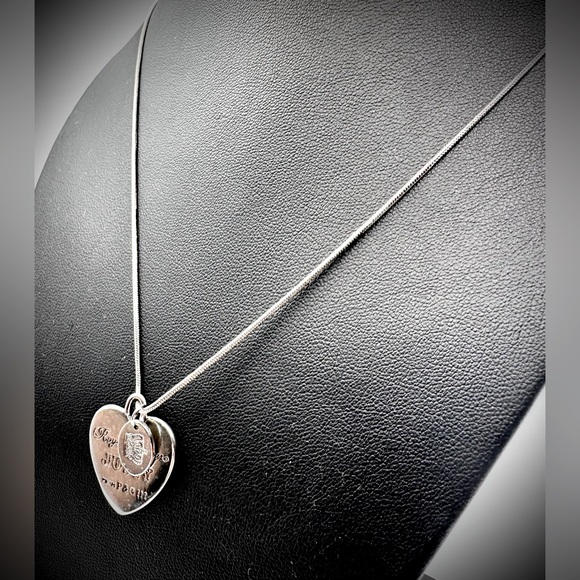 Juicy Couture Silver Heart Crown Necklace Vintage, w/Silver Plated Necklace Y2K - Picture 5 of 10